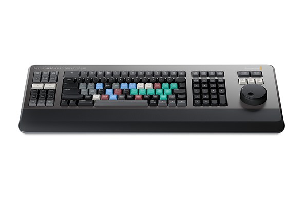 Blackmagic Design представили клавиатуру для постобработки видео